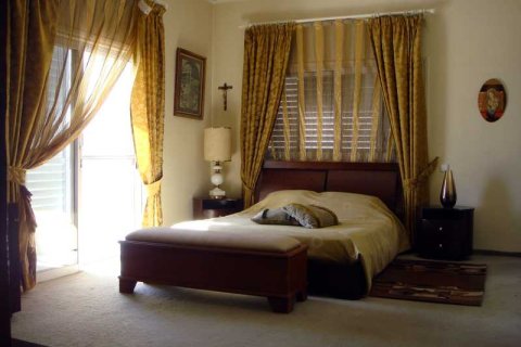 6 bedrooms House in Larnaca, Cyprus No. 62838 9