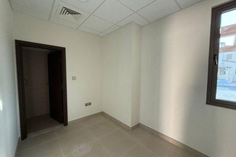 3 bedrooms Townhouse in Al Mearag City, Vietnam No. 94423 14