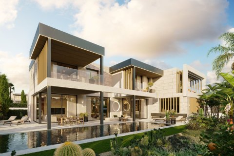 4 bedrooms Villa in Estepona, Spain No. 121864