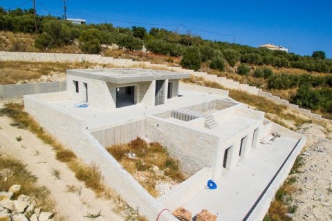 3 bedrooms Villa in Chania, Greece No. 52359 9