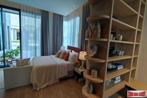 5 bedrooms House in Bangkok, Thailand No. 97244 12