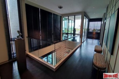 5 bedrooms House in Bangkok, Thailand No. 97244 22