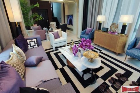 5 bedrooms House in Bangkok, Thailand No. 97244 3