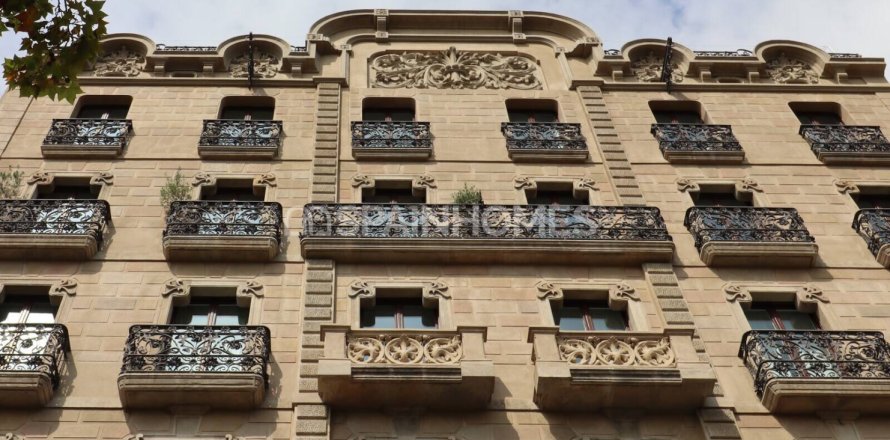 3 chambres Appartement à Barcelona, Spain No. 112706