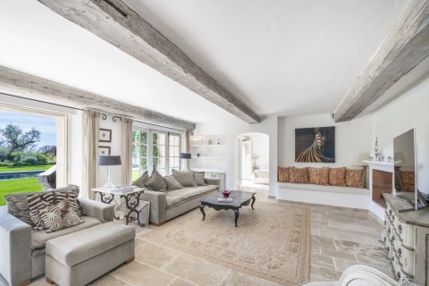 4 bedrooms Villa in Saint-Paul-de-Vence, France No. 81215 10