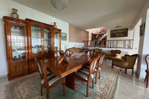 6 bedrooms House in Strovolos, Cyprus No. 74126 2