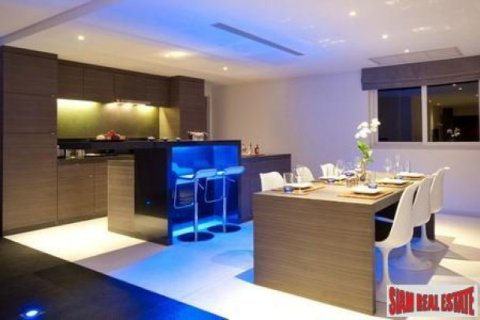 1 bedroom Apartment in Tha Chang, Thailand No. 95638 12