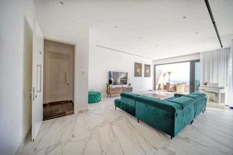 4 bedrooms Apartment in Germasogeia, Cyprus No. 41022 4