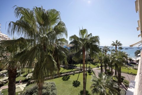 2 chambres Appartement à Cannes, France No. 68855 4