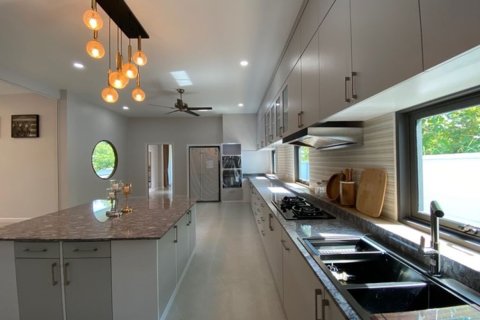 3 bedrooms House in Chiang Mai, Thailand No. 96691 18