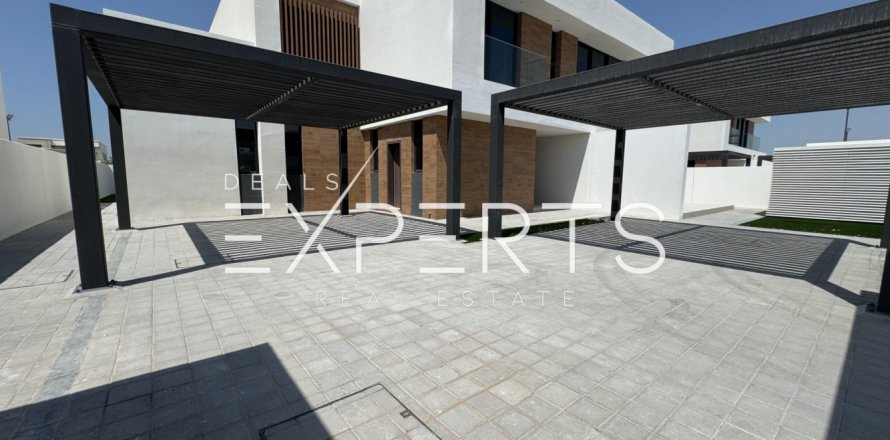 5 bedrooms Villa in Bavaria Town, Vietnam No. 84210