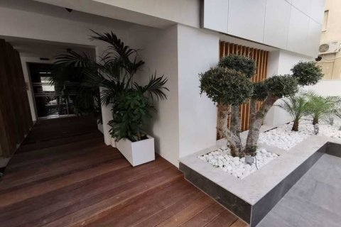 2 bedrooms Penthouse in Limassol, Cyprus No. 78662 5