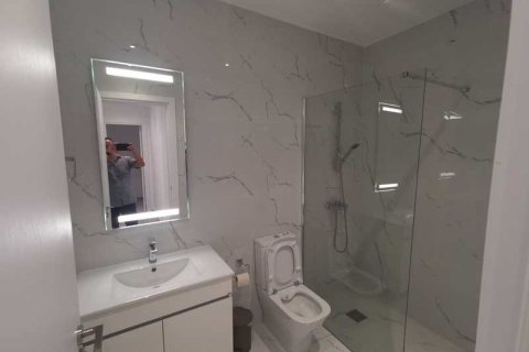 2 bedrooms Penthouse in Limassol, Cyprus No. 78662 9