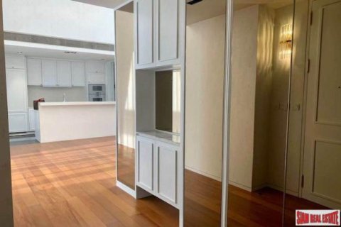 3 bedrooms Apartment in Sathon, Thailand No. 96073 14