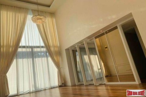 3 bedrooms Apartment in Sathon, Thailand No. 96073 4