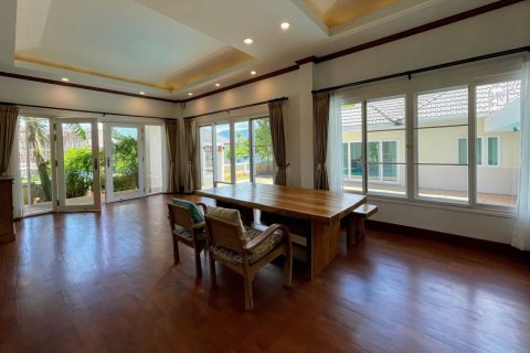 4 bedrooms House in Chiang Mai, Thailand No. 97736 19