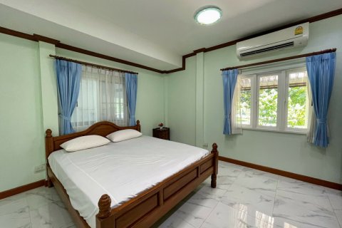 4 bedrooms House in Chiang Mai, Thailand No. 97736 8