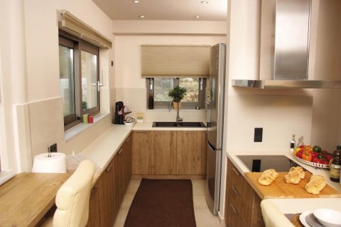 5 dormitorios House en Kalyvia Thorikou, Greece No. 56910 20