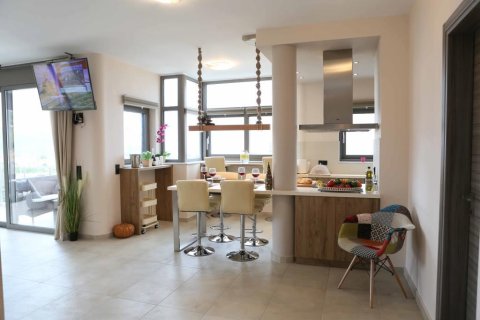 5 dormitorios House en Kalyvia Thorikou, Greece No. 56910 15