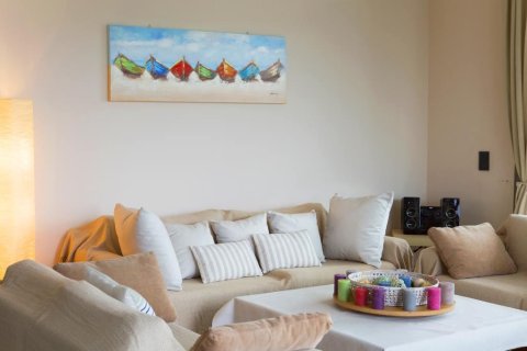 5 dormitorios House en Kalyvia Thorikou, Greece No. 56910 16