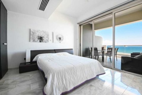 Квартира с 2 спальнями в Ларнака, Кипр №74214 6