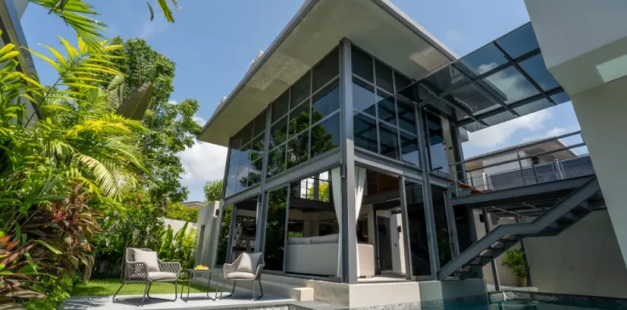 3 bedrooms Villa in Phuket, Thailand No. 2786