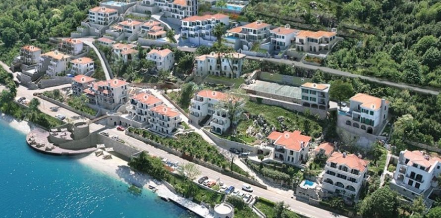 2 chambres Appartement à Kotor, Montenegro No. 66897