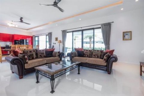 3 bedrooms Villa in Hua Hin, Thailand No. 95874 13