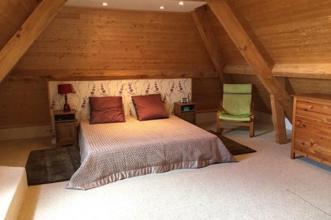 4 dormitorios Villa en Mazouau, France No. 69491 24