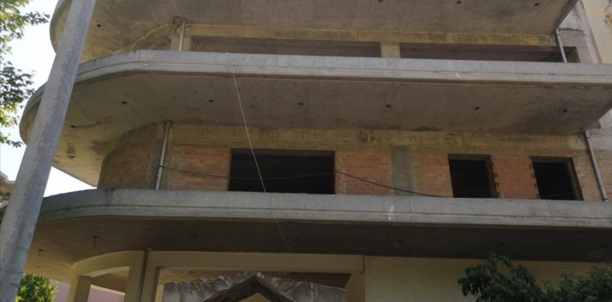 330m² Bâtiment à Irakleio, Greece No. 57071