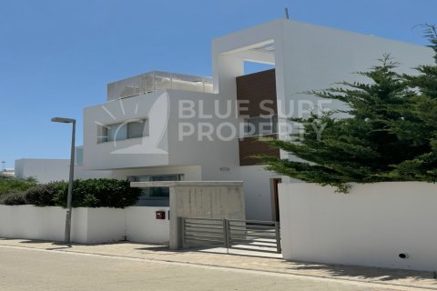 3 bedrooms Villa in Ayia Napa, Cyprus No. 104842 9