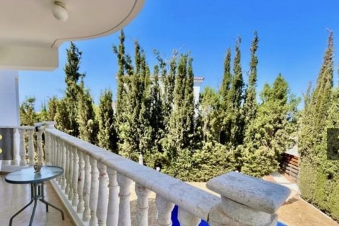 4 bedrooms House in Paphos, Cyprus No. 37180 4