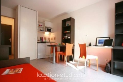 35m² Appartement à Lyon, France No. 69493 4