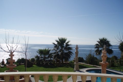 8 dormitorios House en Paphos, Cyprus No. 99341 3