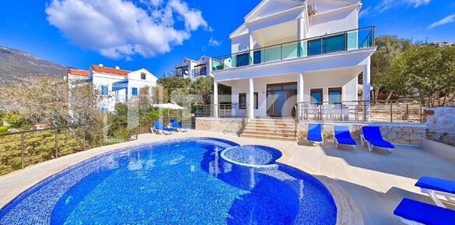 5 bedrooms Villa in Phuoc Tuy, Vietnam No. 89745