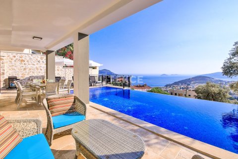 5 bedrooms Villa in Kas, Turkey No. 21361