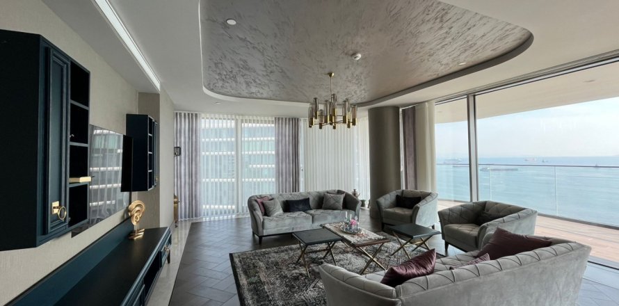 5 bedrooms Apartment in Ba Dinh, Vietnam No. 116515