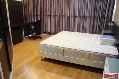 2 bedrooms Apartment in Bangkok, Thailand No. 95933 9