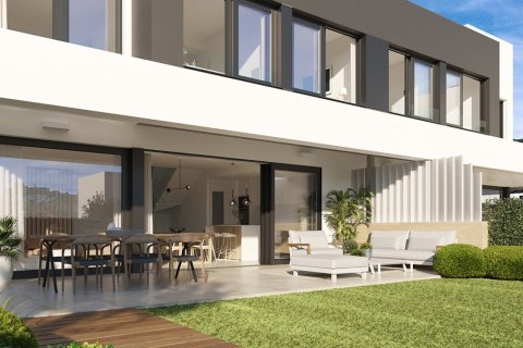3 chambres Duplex à Estepona, Spain No. 111710
