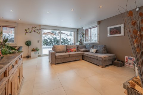 Дом с 4 спальнями в Лез-Уш, Франция №99934 5