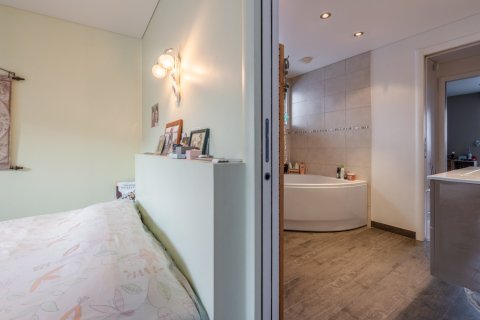 Дом с 4 спальнями в Лез-Уш, Франция №99934 10