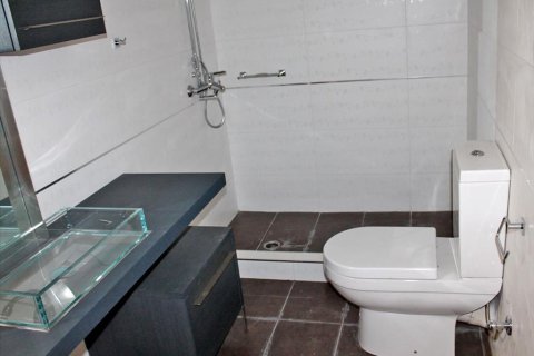 3 bedrooms House in Penteli, Greece No. 60165 5