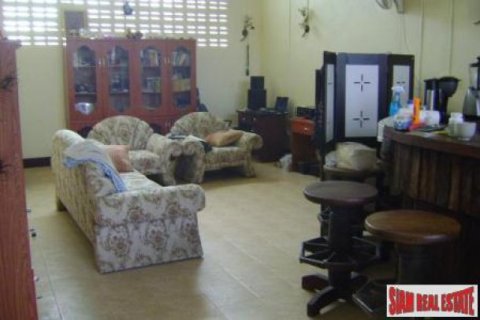 2 bedrooms Land in Chiang Dao, Thailand No. 95730 10