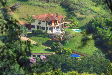 4 bedrooms Villa in Itaipava, Brazil No. 62404 2