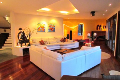 4 bedrooms Villa in Itaipava, Brazil No. 62404 5