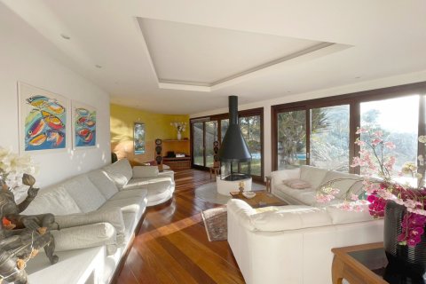 4 bedrooms Villa in Itaipava, Brazil No. 62404 6