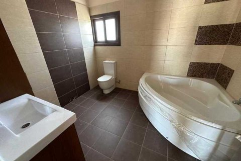 4 bedrooms Villa in Trachoni, Cyprus No. 31593 14