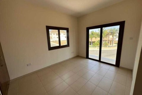 4 bedrooms Villa in Trachoni, Cyprus No. 31593 15