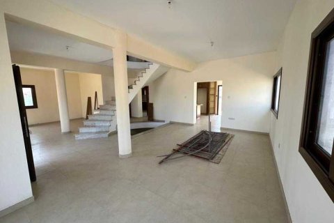 4 bedrooms Villa in Trachoni, Cyprus No. 31593 7