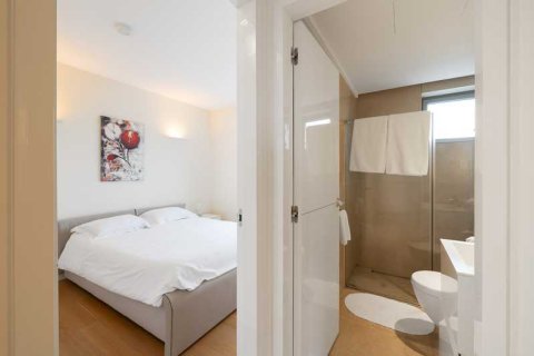 2 chambres Appartement à Limassol, Cyprus No. 78035 8